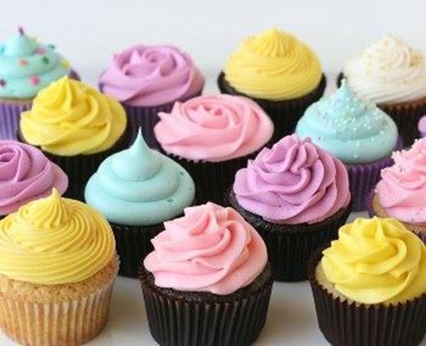 Picture of 12 Cupcakes